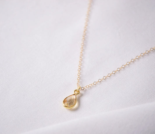 Goldkette mit Citrin-Anhänger