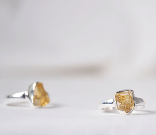 Zarte Citrin-Edelsteinringe