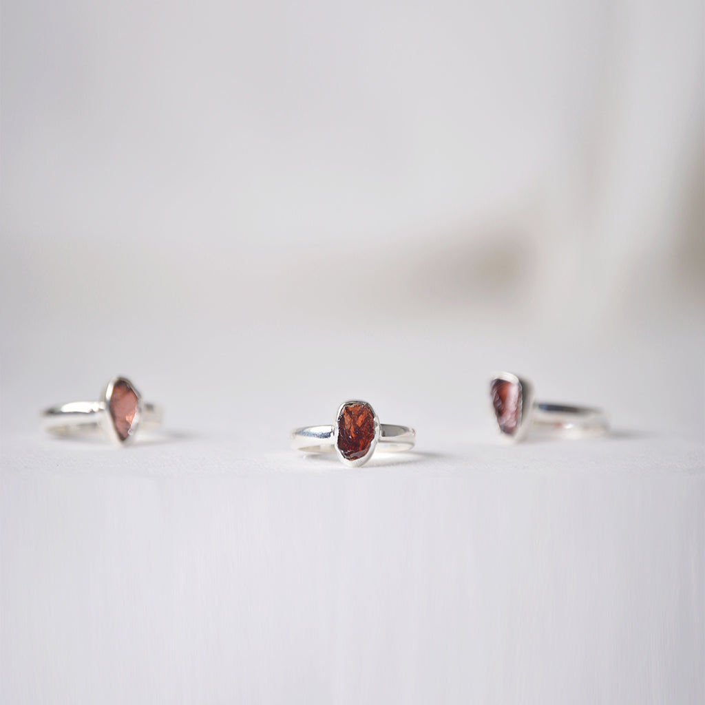 Geburtstein Granat Edelsteinringe